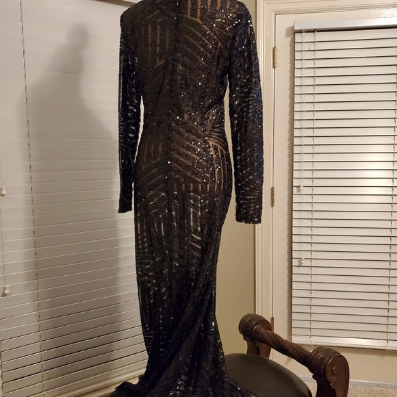 Sequince Black Cocktail Dress - Picture 4 of 7